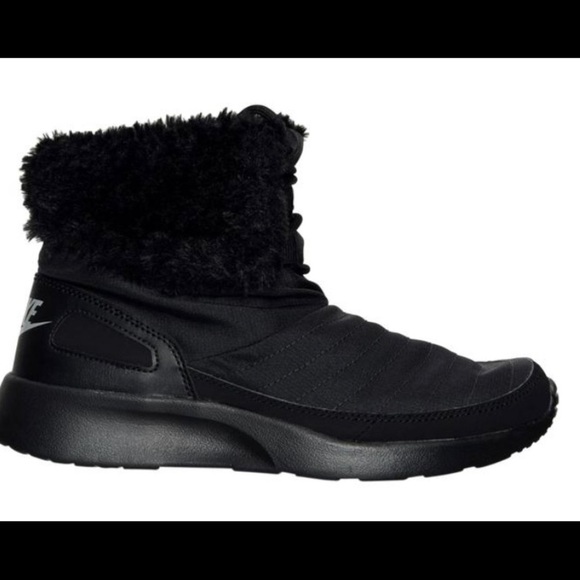 Nike Kaishi Winter High Sneaker Boots. Size 6. - Picture 1 of 3